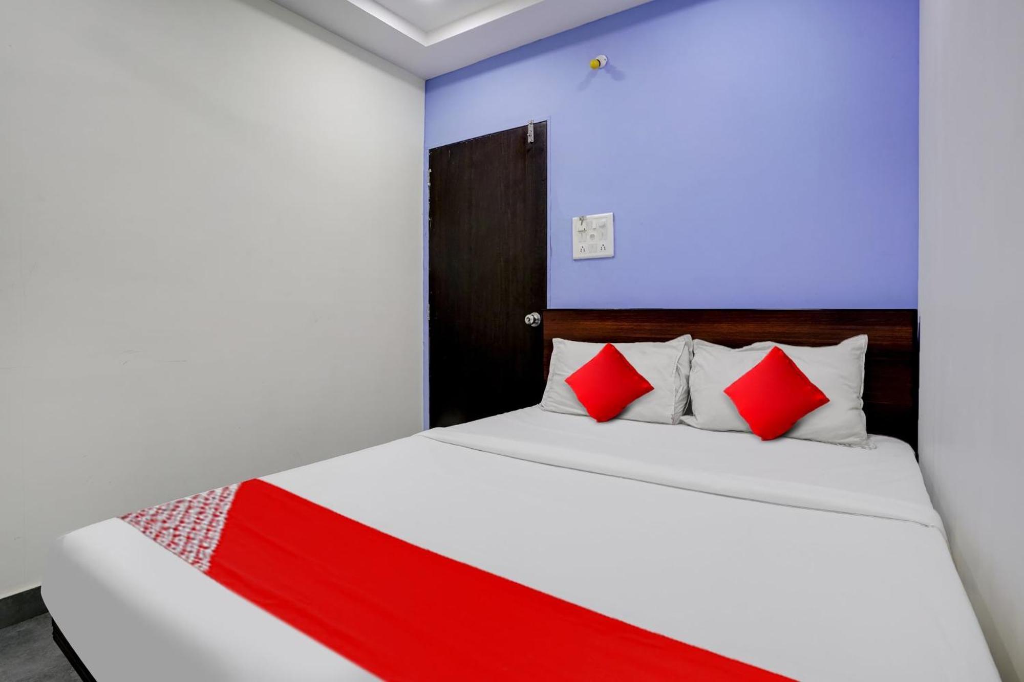 Hotel O Ashwi Nova Bombaim Exterior foto